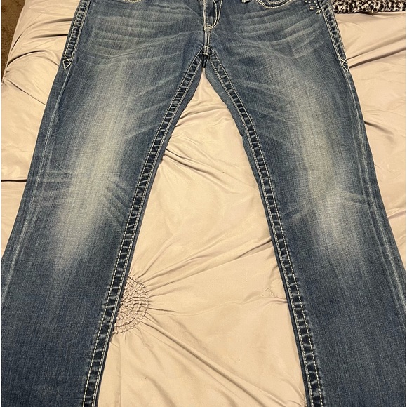 Rock Revival 'Celine' Skinny jeans - Picture 11 of 13